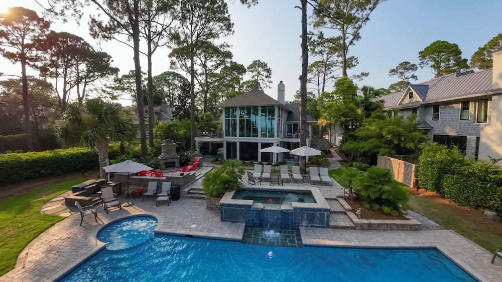 18 Bald Eagle Road at The Sea Pines Resort