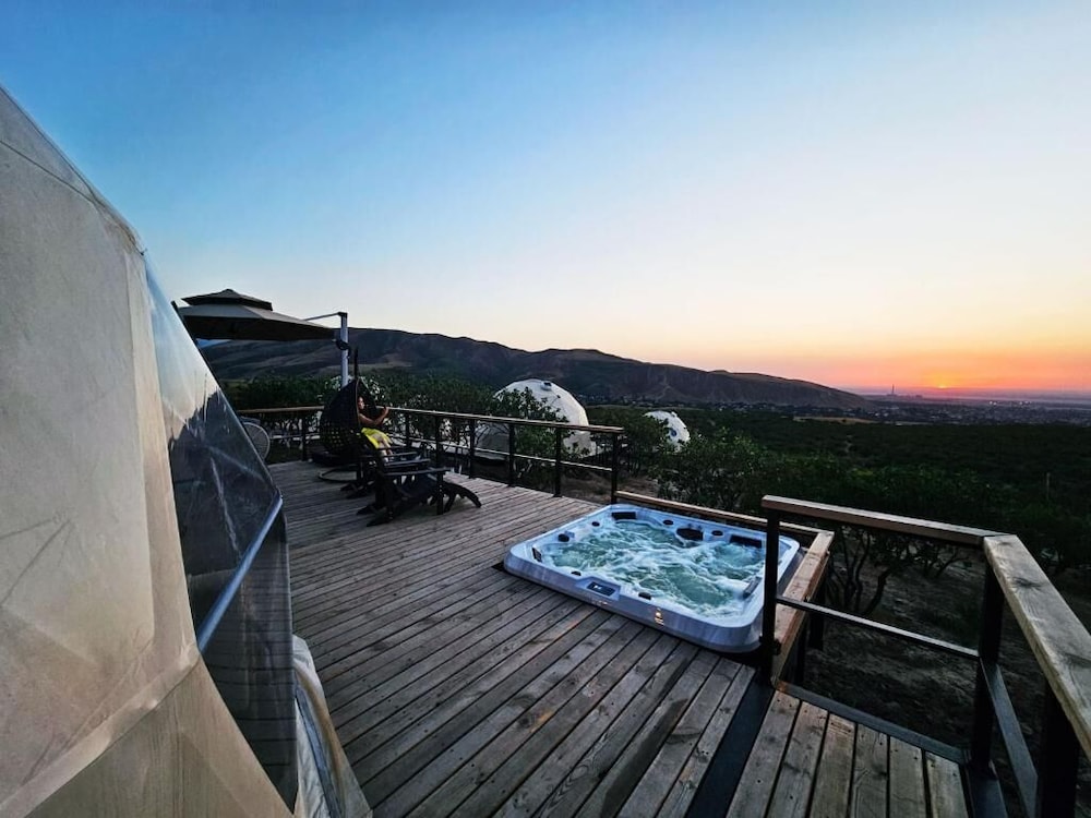 EcoHouse Glamping by ART HOTEL