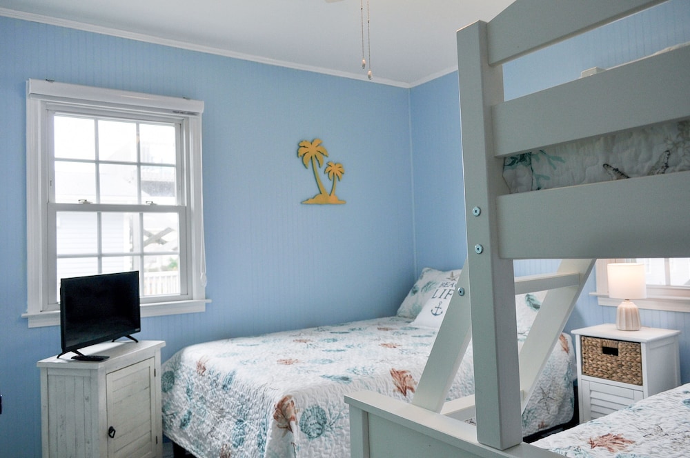 Just Sandy by Topsail Realty