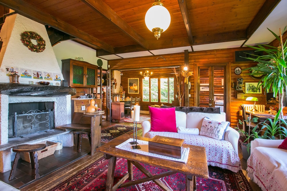 Argegno Chalet