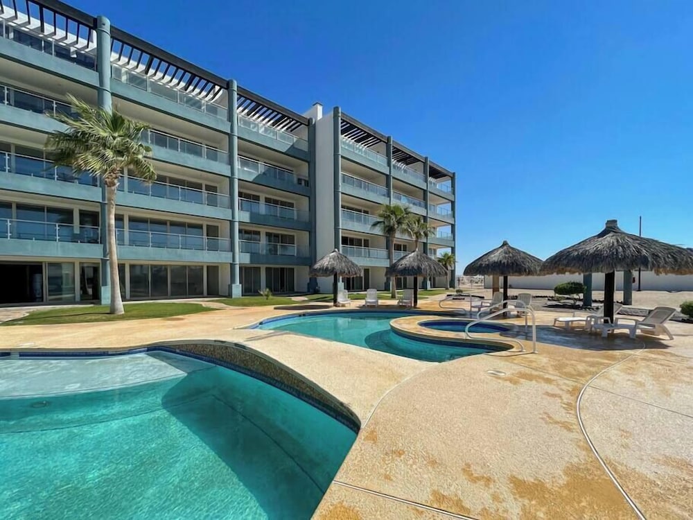 Find Peace at a Modern Ground Floor Condo
