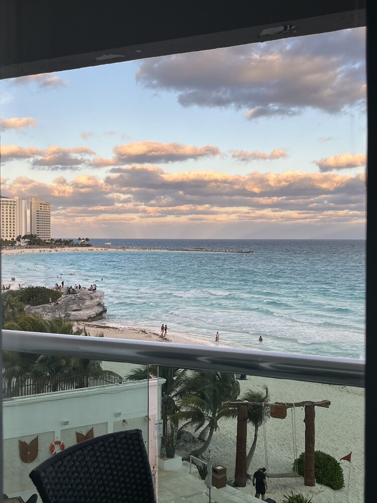 Ocean Dream 1 Bedroom Condo