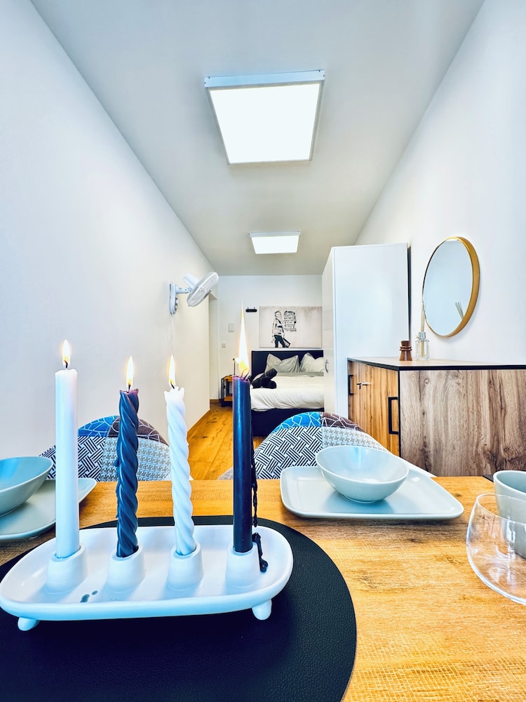 Cozy 5BR Apartment Near Kaufpark