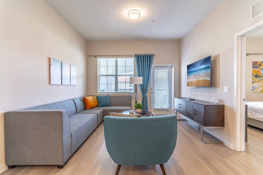4012 Vista Cay