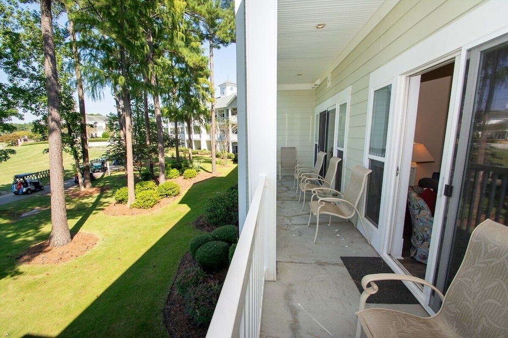 World Tour 104-202a 2 Bedroom Condo