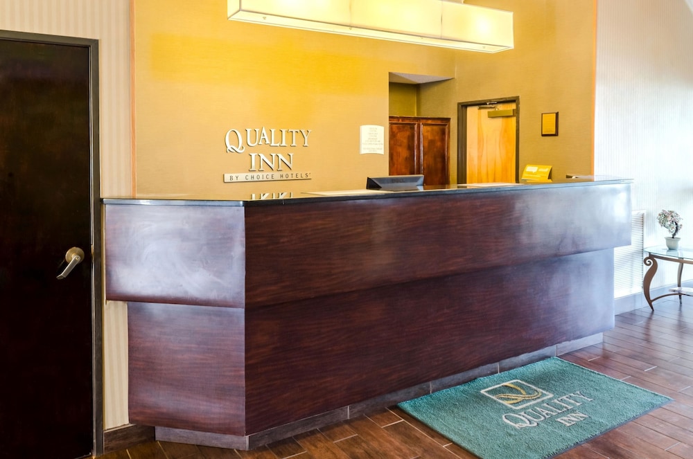 Meridian Vacations - Quality Inn Meridian - Property Image 2