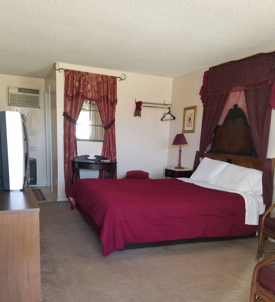 Stagecoach 66 Motel