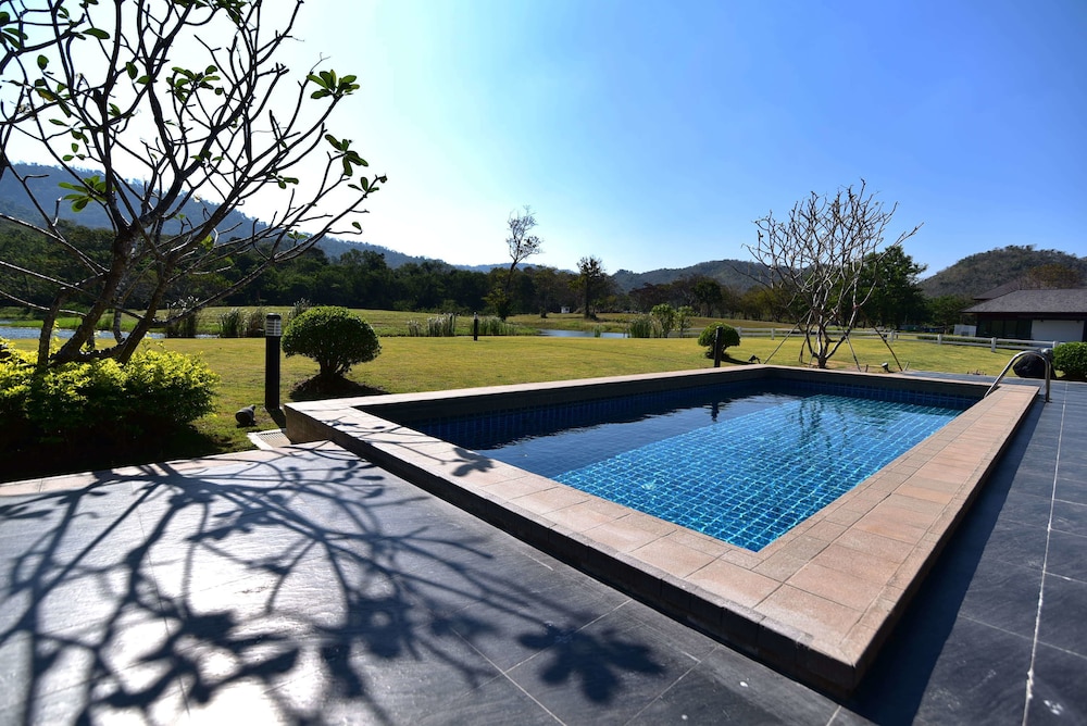 Monlada Khaoyai