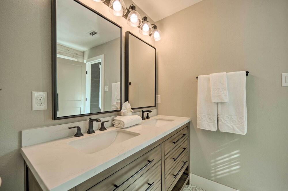 Discover The Underworld Five Bedroom by Belvilla