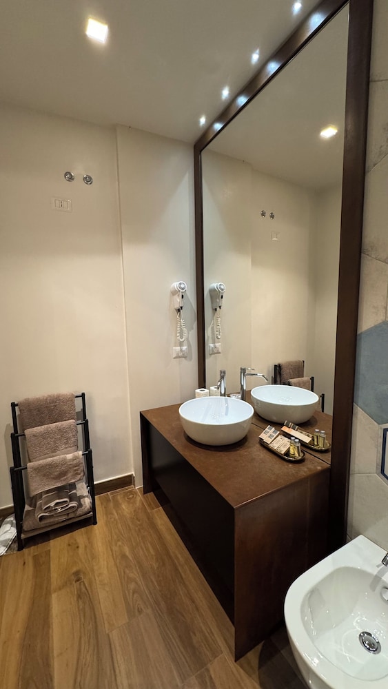 Tropicana room