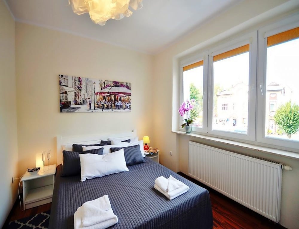 3-room Apartment With Balcony, Close to the Beach