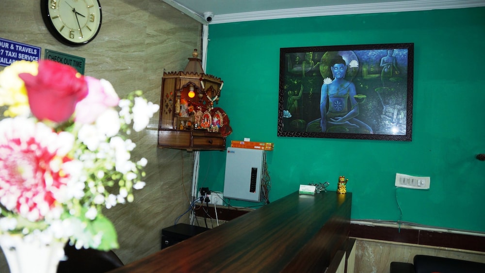 Maxfort Airport Hotel