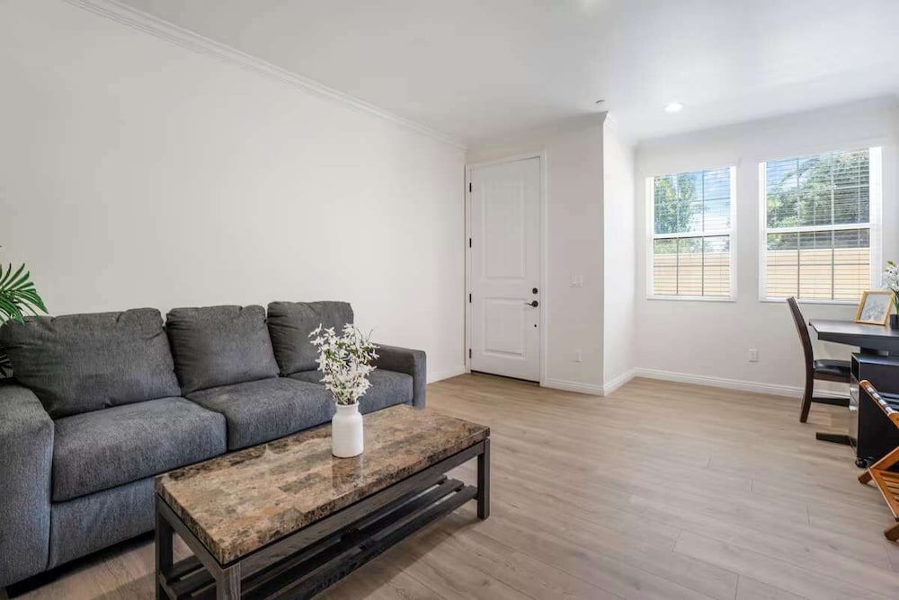 Elegant Pasadena Homew Patio Parking Near Old Town