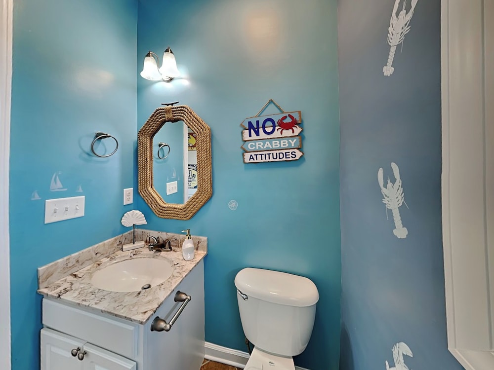 Lovin' Lowe Tide by Topsail Realty