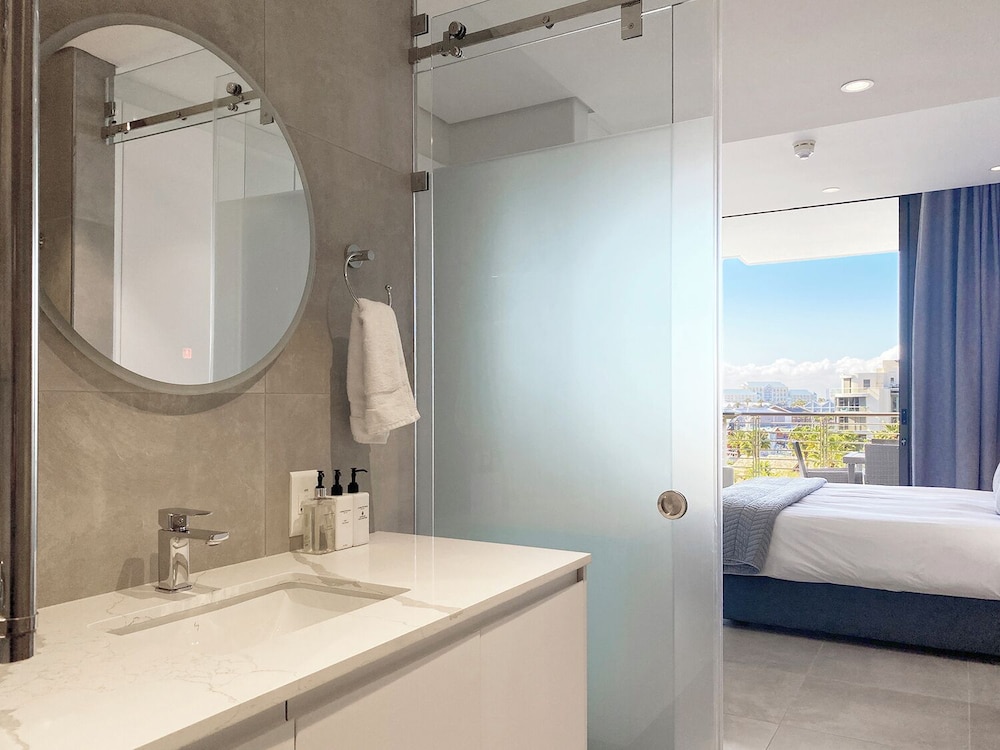 The Marina V&A Waterfront by Smart City Stays