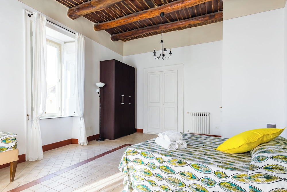 Lopez 20 - a Big Family Apartment