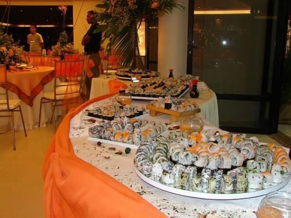Nueva Toledo Suites & Hotel