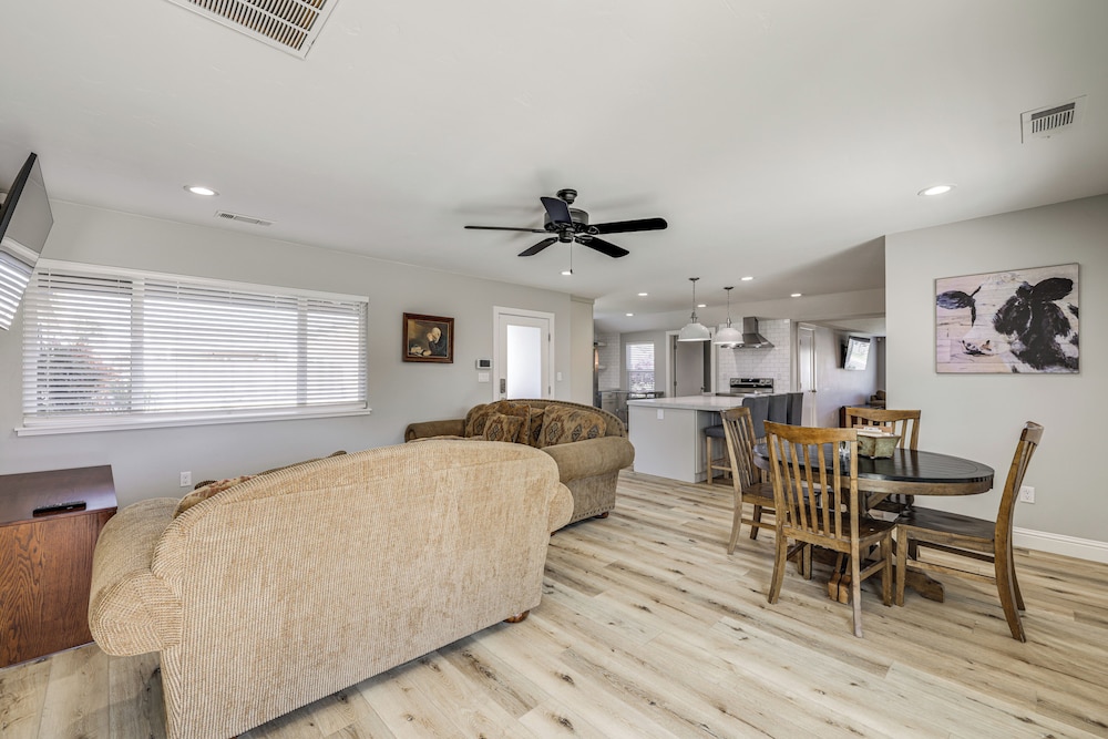 Quaint Hughson Vacation Rental, Walk to Downtown! - Property Image 29