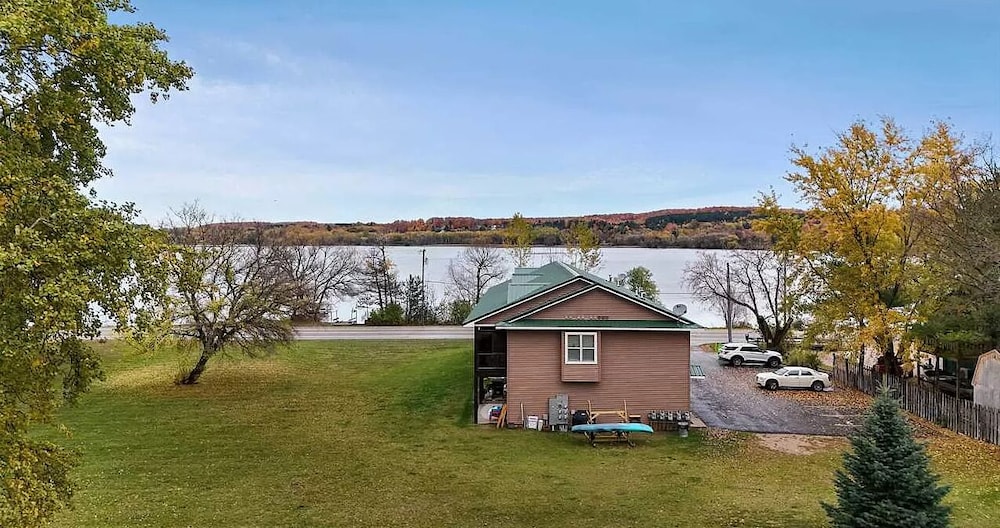 South Arm Retreats