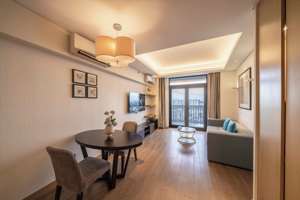 Tyms 1BR APT Huijing Garden