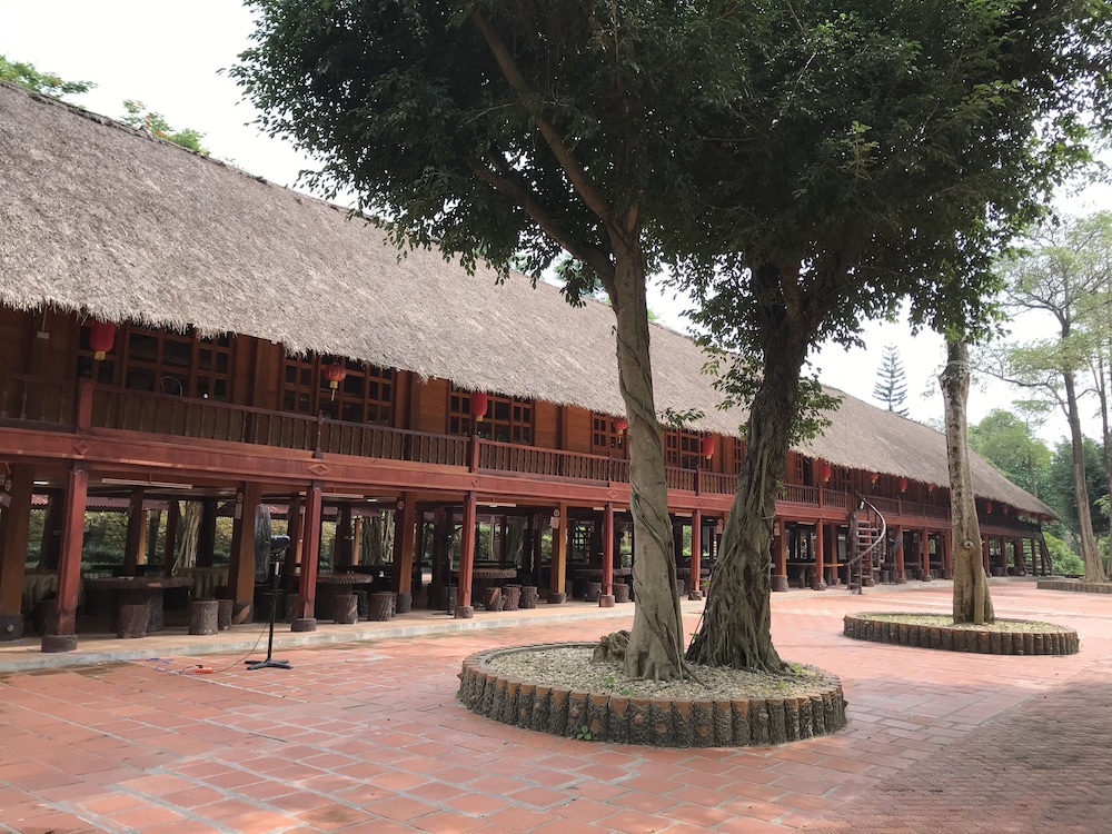 Paragon Resort