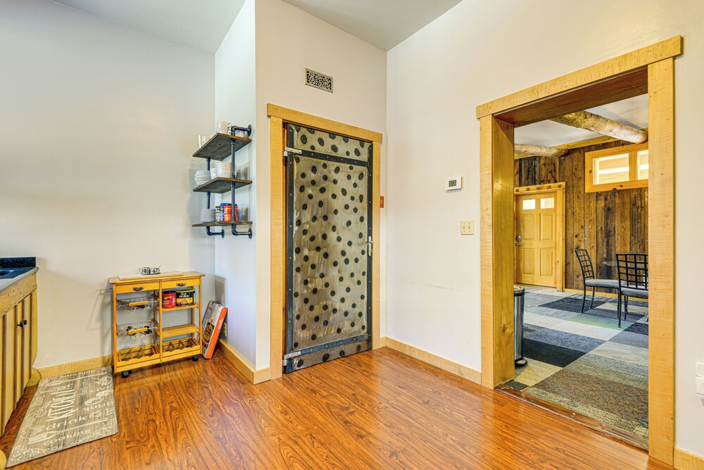 Near Skiing & Hiking: Quiet Home in West Wardsboro