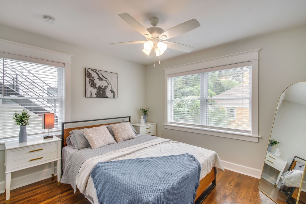 Convenient OKC Apartment: 4 Mi to Dtwn!