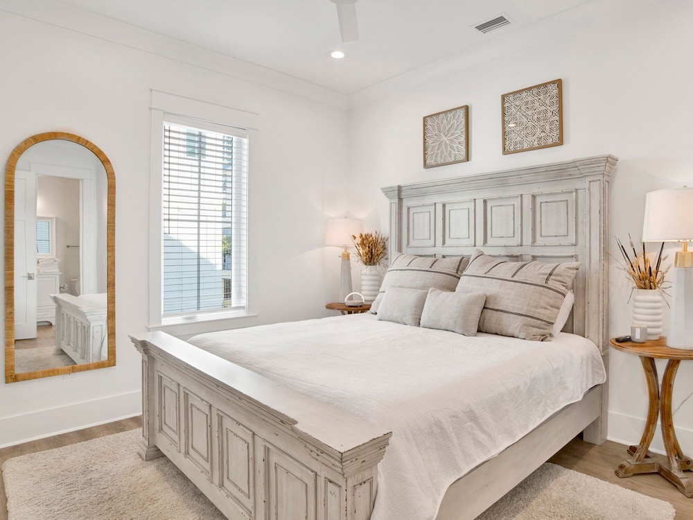 Upscale Newly Constructed Home Across From Beach w/ Community Pool! view 3