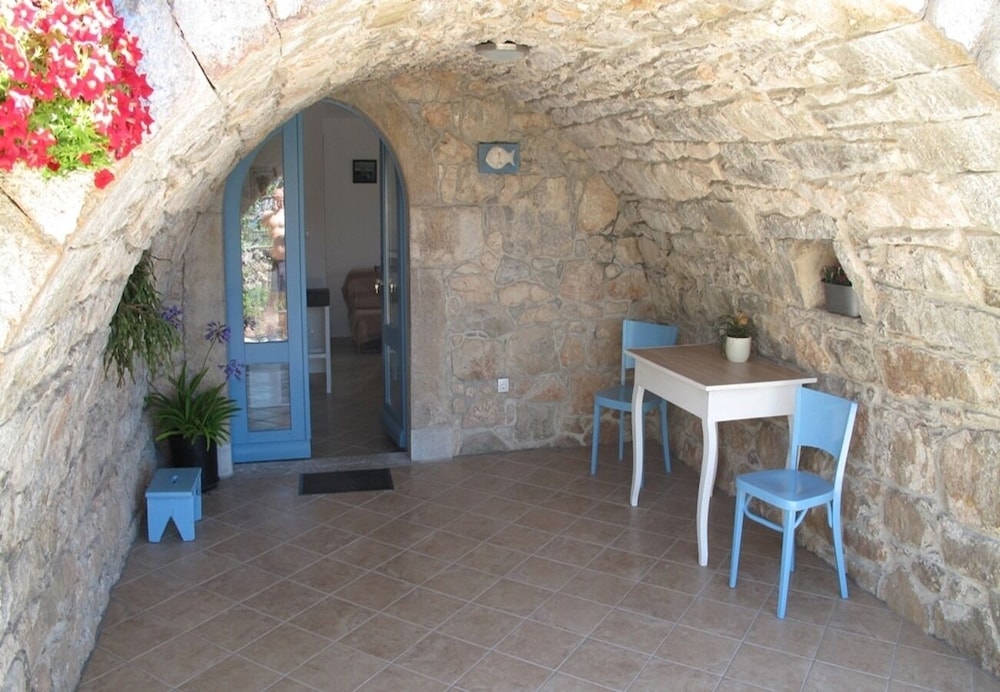 Insula Insule - Rustic & Peaceful - SA1 view 2