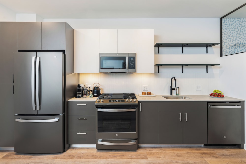 Luxury Apartments by Hyatus at Boston Everett