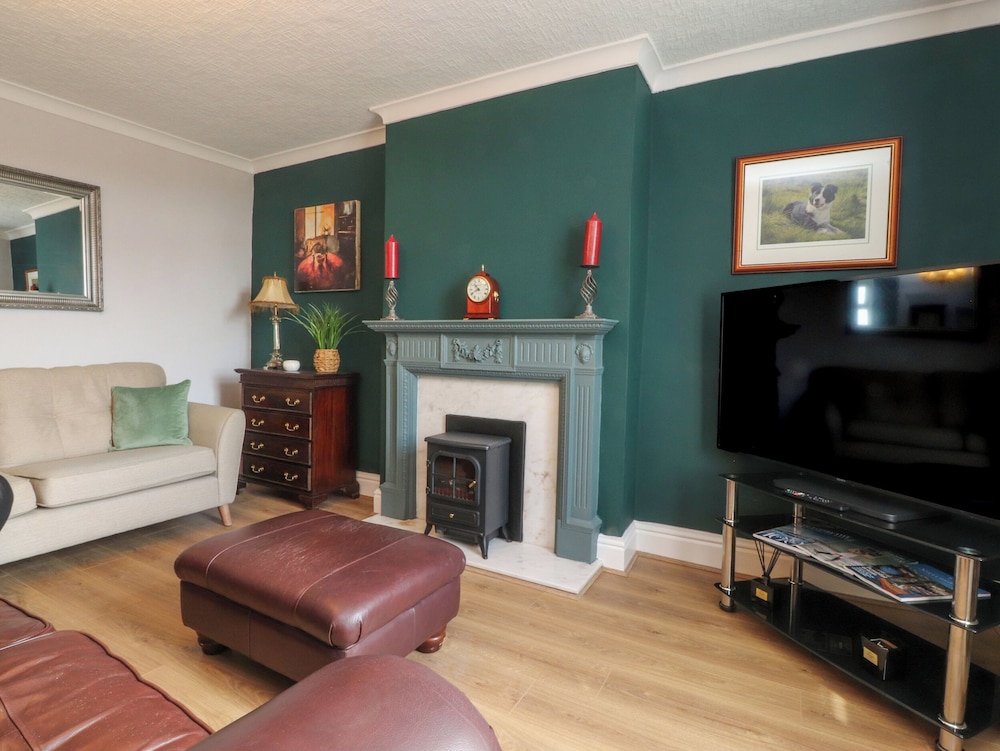 3 Cowper Place