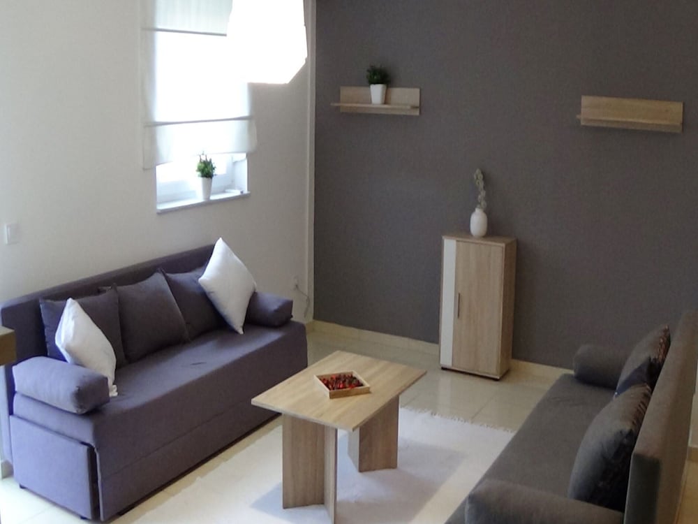 Lovely Apartment in Novalja near Sea Beach