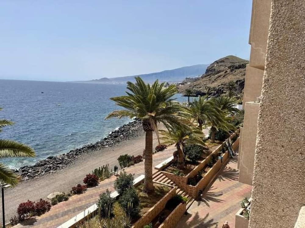 3 Bed-room & Wifi-radazul -sea View and Balcony