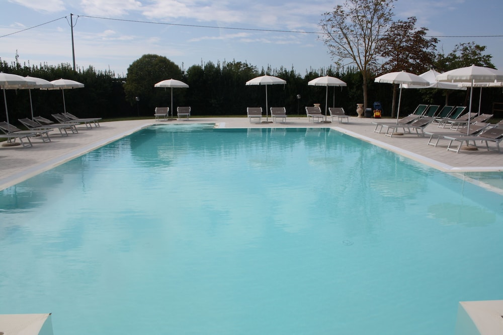 Agriturismo La Pisana