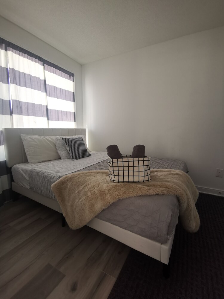 Barrie Comfort Lodging