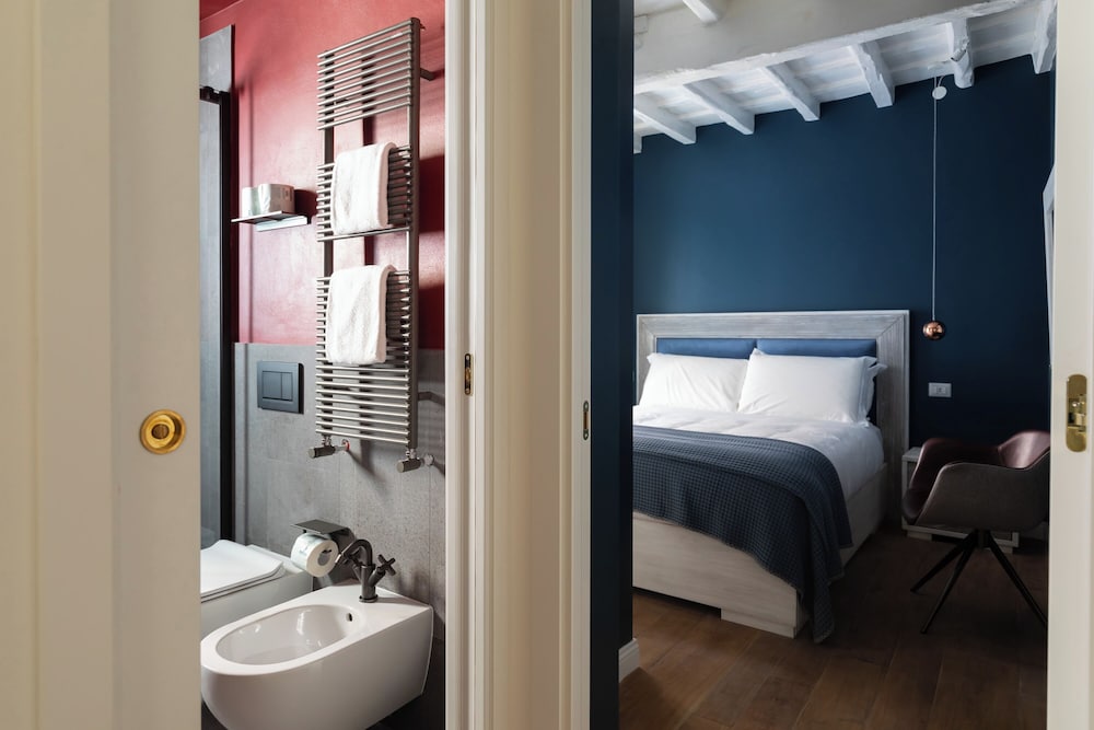 Via Giulia Apartments