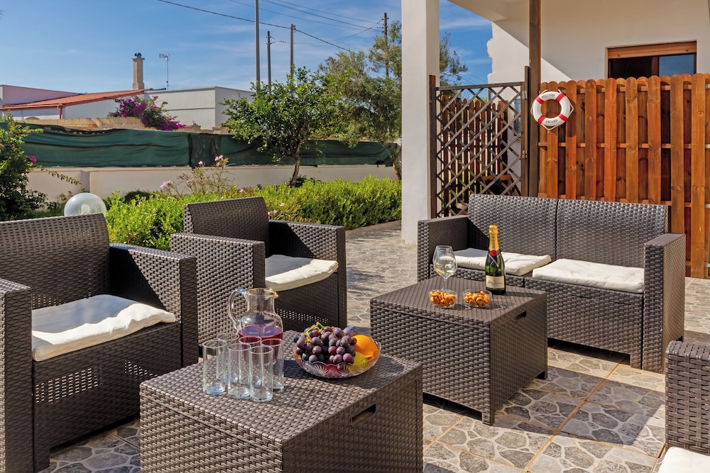 Studio With Swimming Pool in Porto Cesareo Torre Squillace view 4