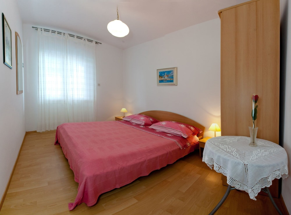 Apartments Toplak