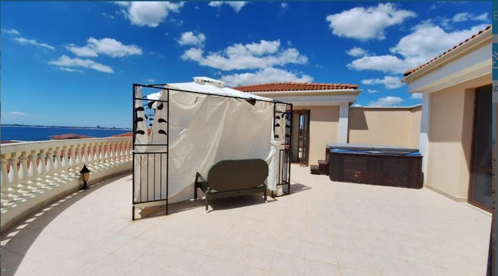 Maisonettes in Royal Bay Residence&SPA 2
