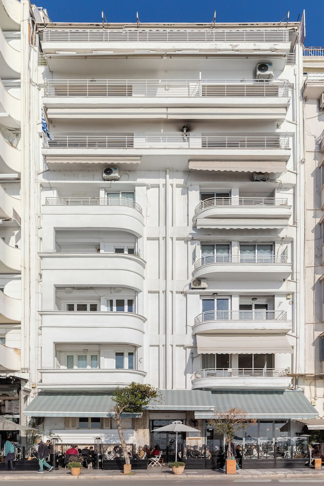 Infinity & Beyond seafront apartments