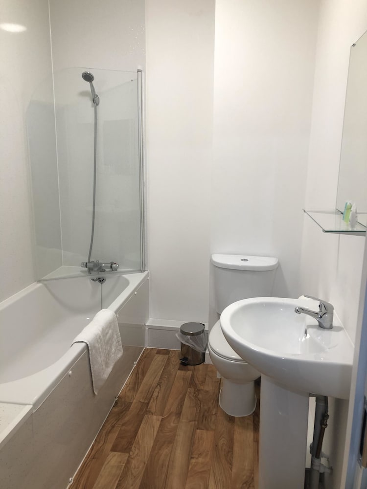 Leicester Vacations - Showcase Apartments - Highcross House Apart Hotel - Property Image 10