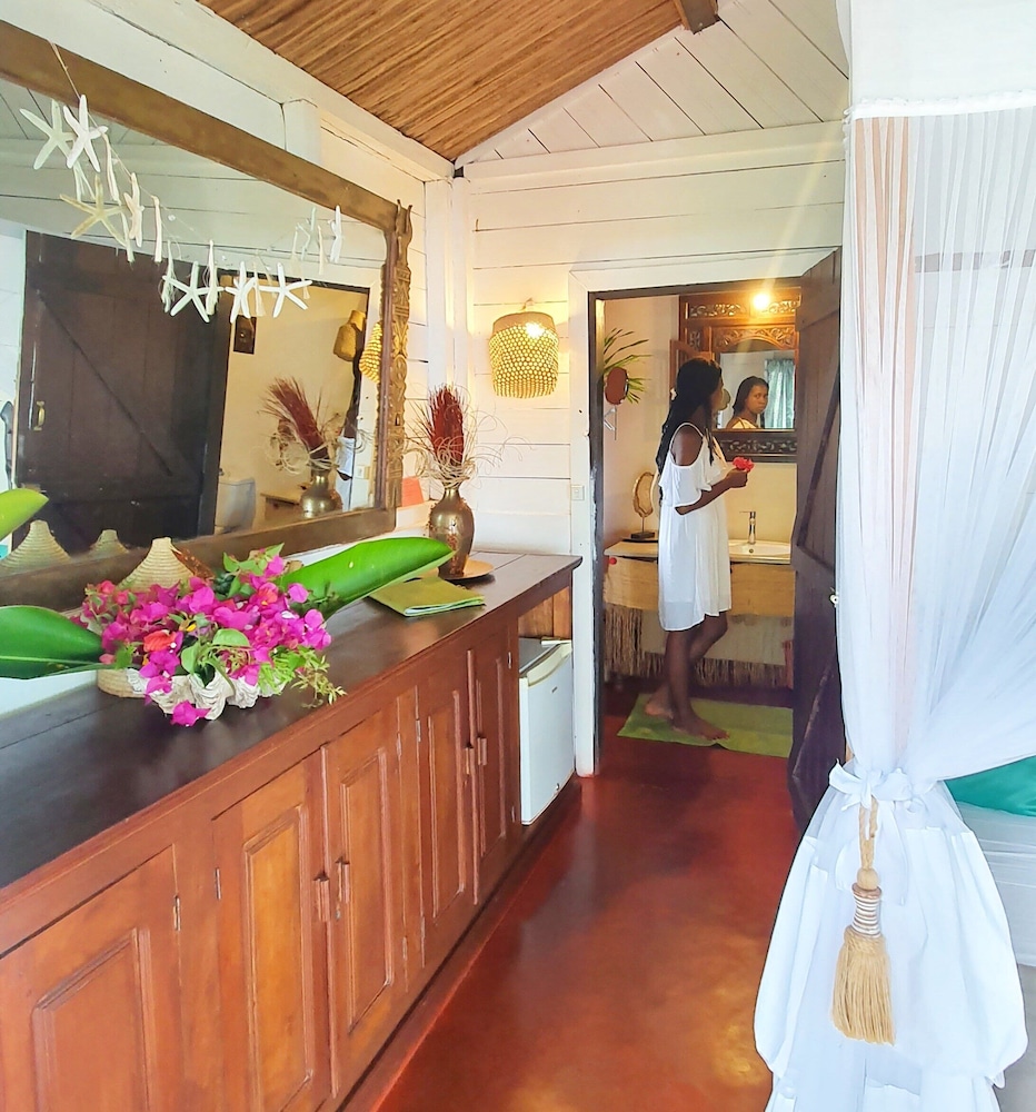 Ravoraha Ecolodge