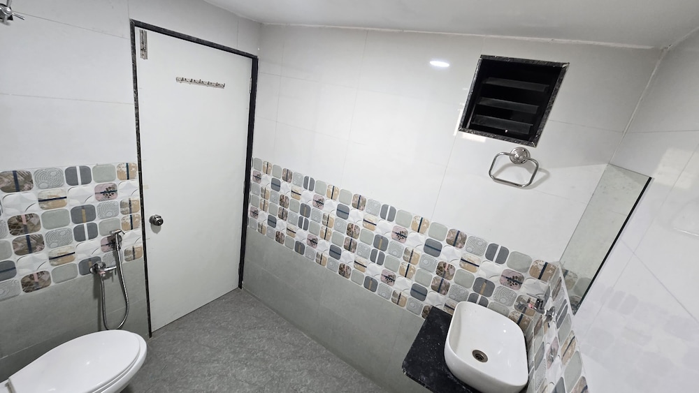 Gokul Guest House