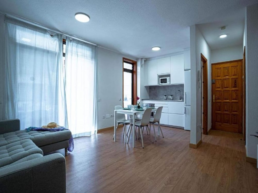 Belvilla by OYO Apartment in Arona
