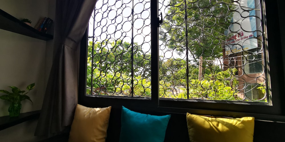 Cozy Riverview