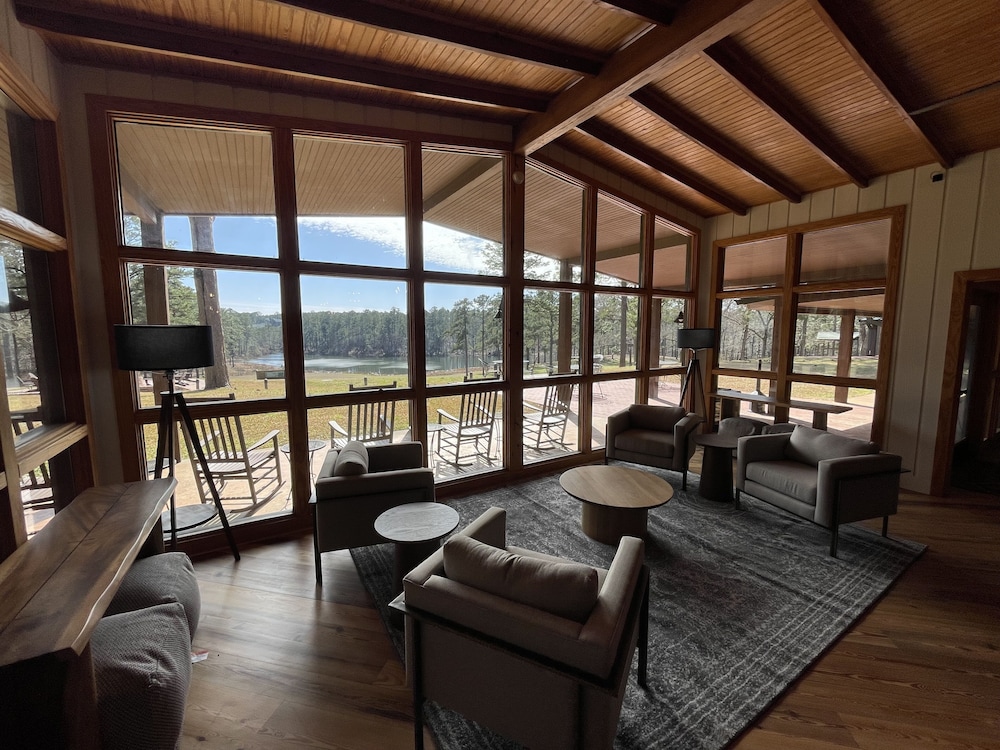 Scrappin Valley Lodge view 2