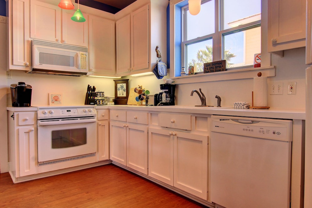 Blue Marlin Beach House MR217