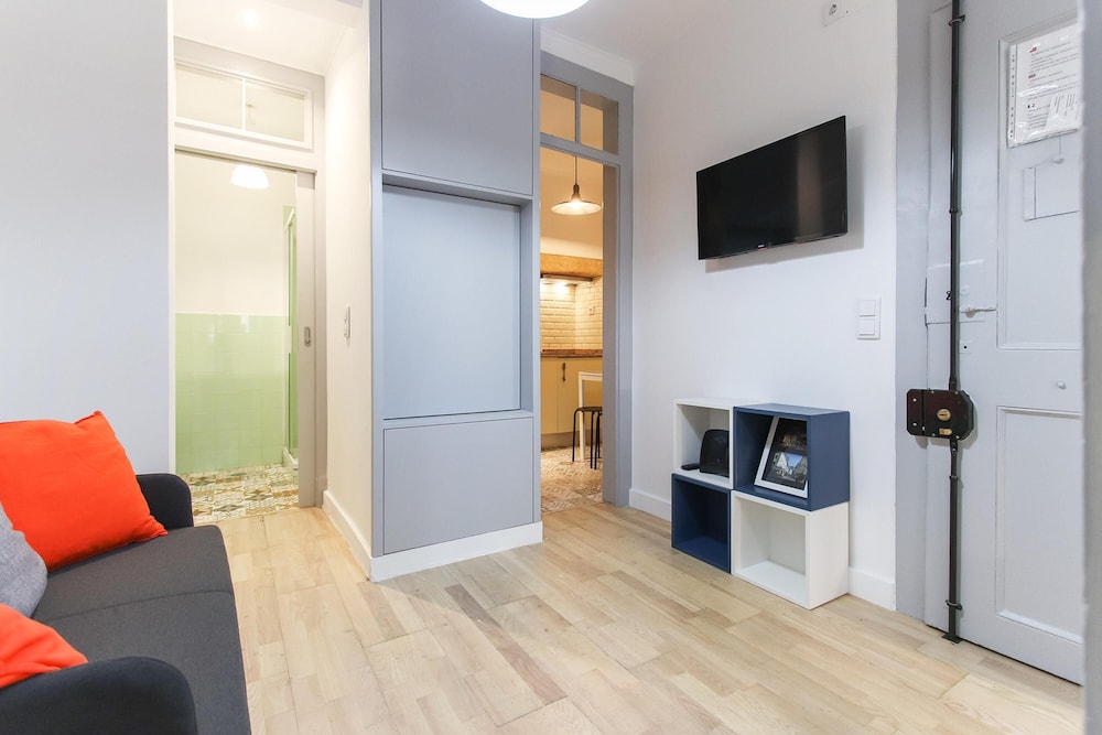 Cosy Avenida by Homing
