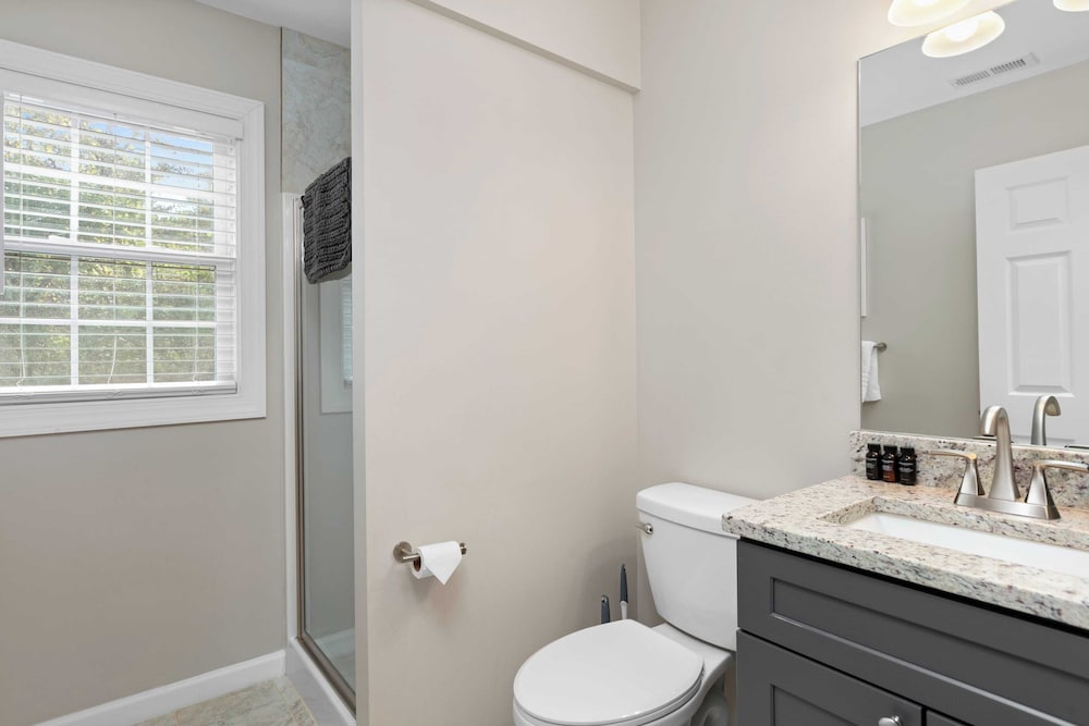 Cypress & Willow Buyout by Avantstay 2 Home Buyout! Sleeps 16!