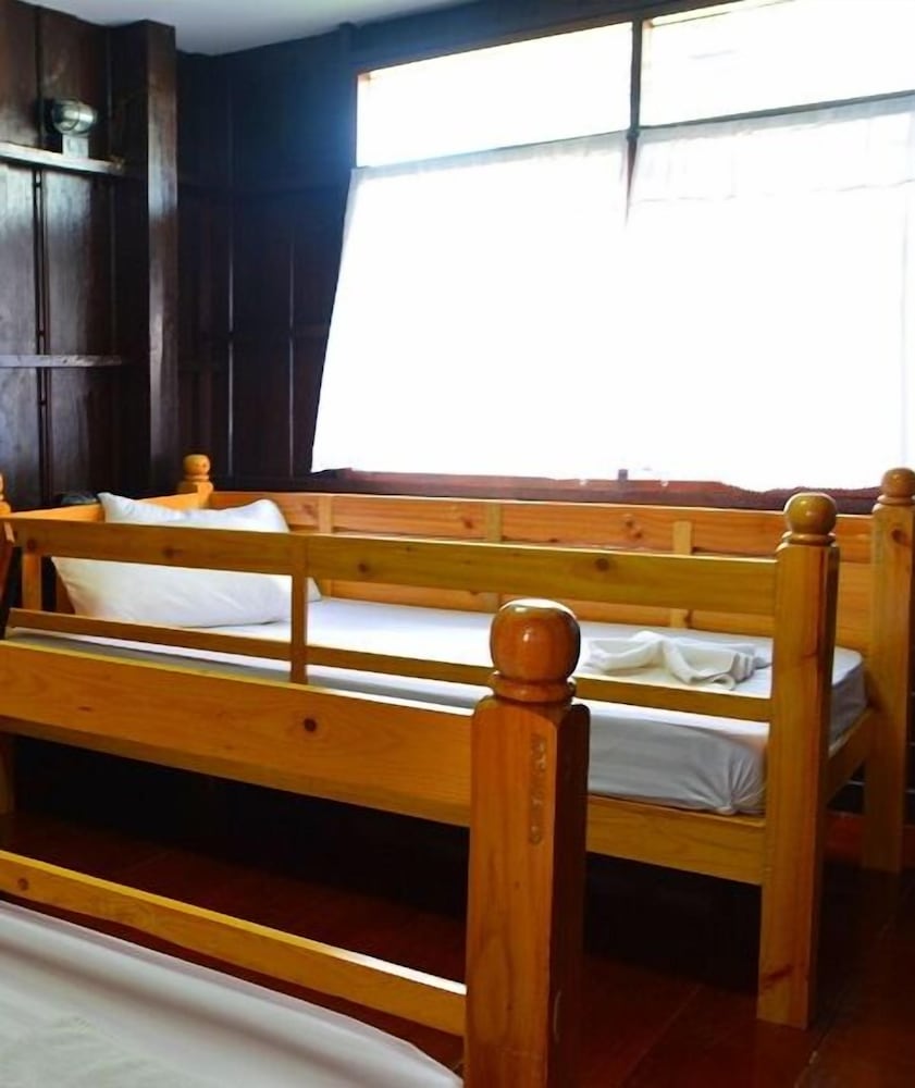 SamSibSan Hostel